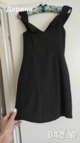 Мини черна Рокля Bershka, снимка 6 - Рокли - 51555403