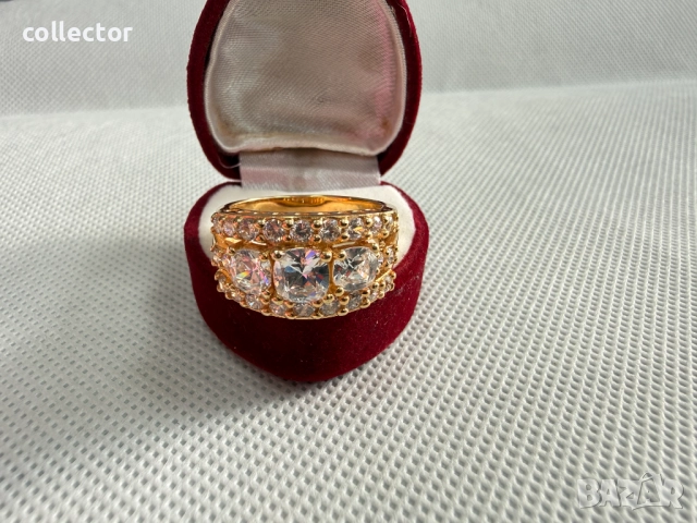 Дизайнерски сребърен пръстен с позлата и камъни. №7775