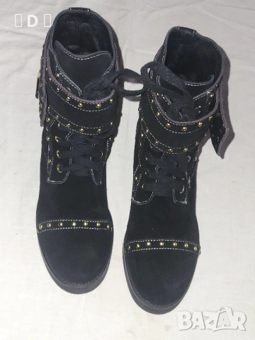 LOUIS VUITTON  боти естествена кожа 37-37,5, снимка 5 - Дамски боти - 53426639