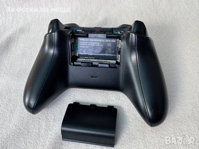 Оригинален джойстик Xbox One , model 1537, снимка 11 - Аксесоари - 56353371