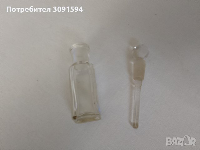 Винтидж прозрачна стъклена бутилка  ,шишенце за парфюм със стъклена запушалка, снимка 4 - Антикварни и старинни предмети - 41376033