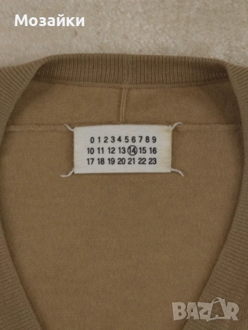 Maison Margiela луксозна вълнена жилетка с кожени кръпки размер L употребявана, снимка 3 - Суичъри - 53596421