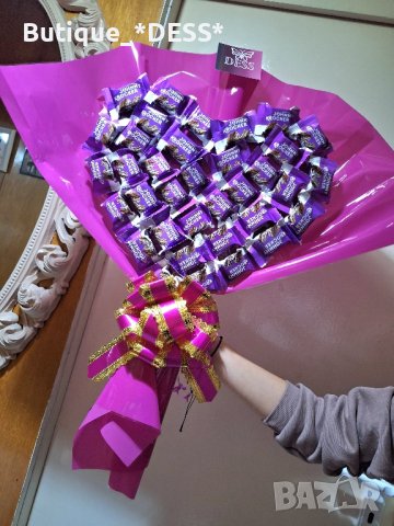 ЗАПОВЯДАЙТЕ ‼️🎀Букет-сърце от
шоколадови вафлички🍫, снимка 3 - Подаръци за рожден ден - 44297574