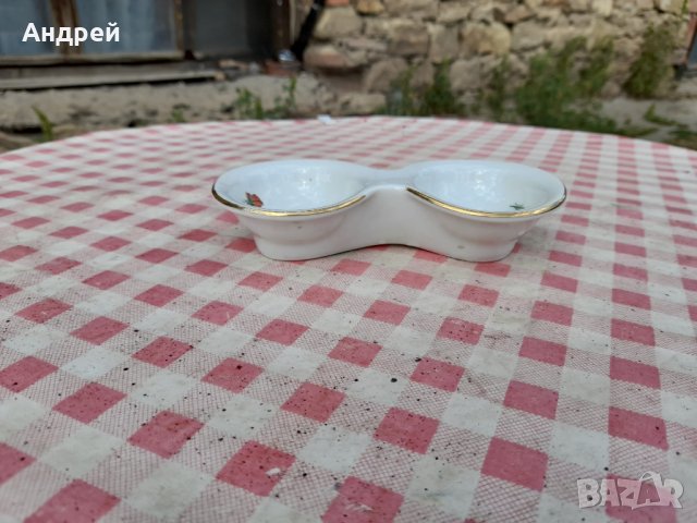 Стара порцеланова солница #11