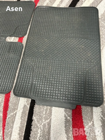 4 броя универсални стелки за кола, снимка 4 - Аксесоари и консумативи - 53723874