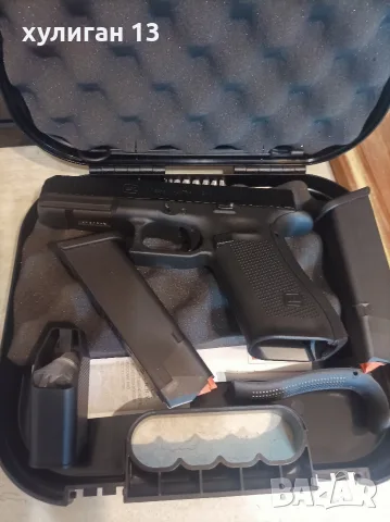 Продавам боен пистолет Glock 17, Gen. 5, 9х19, снимка 3 - Бойно оръжие - 55840796