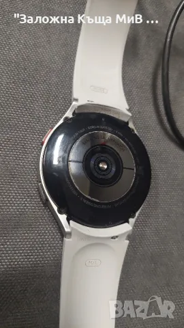 Часовник Смарт Samsung Watch 4, снимка 4 - Смарт часовници - 48300571