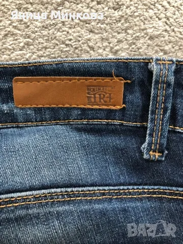 Дамски дънки ZARA, снимка 8 - Дънки - 47265028