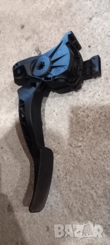 Потенциометър газ Opel Insignia