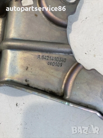 Държач на скоба за Jeep Grand Cherokee 3.0 Crd (2006) A6421410340, снимка 2 - Части - 53523208