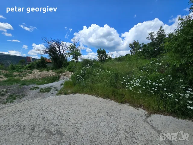 Парцел за застрояване над болница Ева