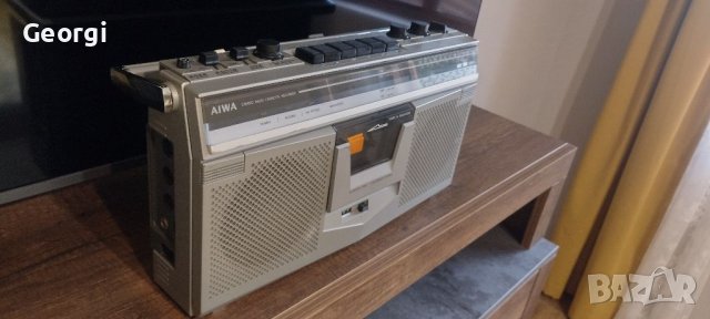 Радио касетофон Aiwa tpr 901k, снимка 4 - Радиокасетофони, транзистори - 41550591