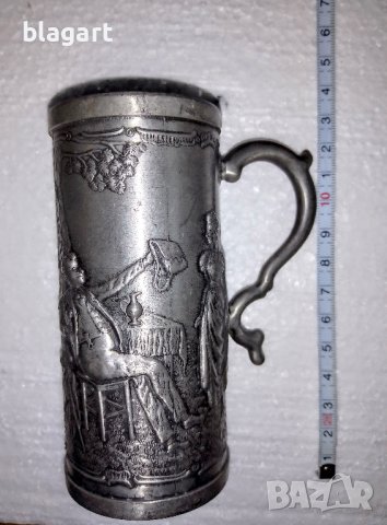 Релефни Чаши от калаено-сребърна сплав, снимка 1 - Антикварни и старинни предмети - 39284581
