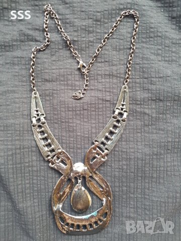 Колие, снимка 4 - Колиета, медальони, синджири - 41590292