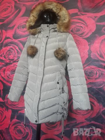 Бежово-сиво дебело зимно яке с естествен пух качулка и топчета ХЛ, снимка 3 - Якета - 35843506