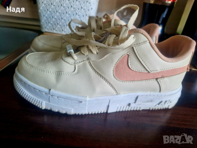 Маратонки NIKE 