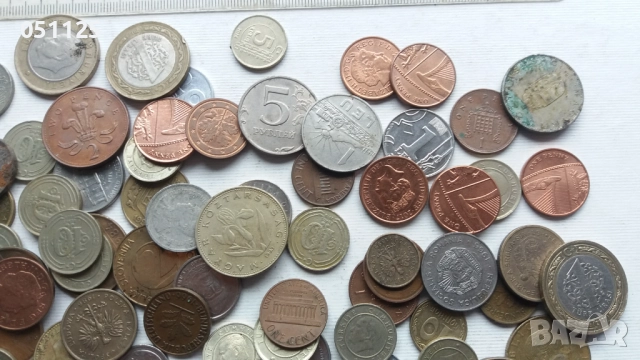 лот от 100 броя чуждестранни монети, снимка 6 - Нумизматика и бонистика - 52922752