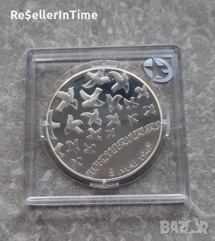 Възпоменателна сребърна монета 1½ евро Втора световна война, снимка 3 - Нумизматика и бонистика - 44715055