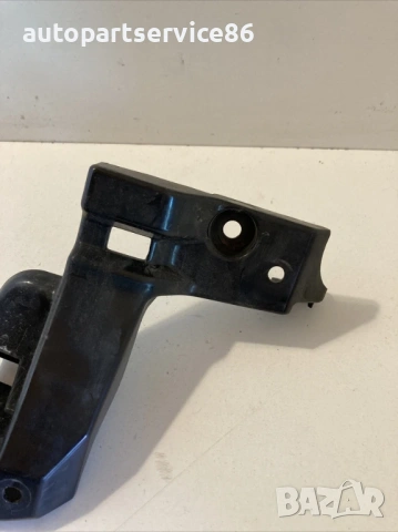 Преден ляв държач на броня за Peugeot 4007 2.2 HDI (2009) 8301A795, снимка 2 - Части - 53644129