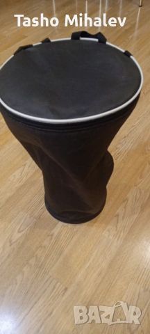 Продавам тарамбука с калъф 