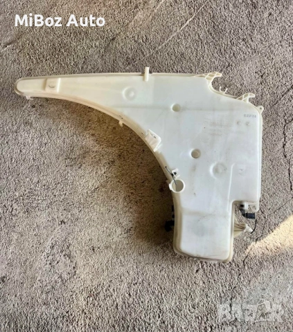 Казанче чистачки БМВ Е90 91 BMW, снимка 2 - Части - 50362975