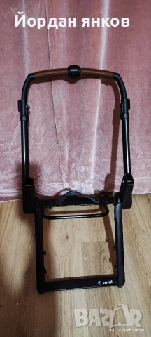 Продавам оригинално шаси за детска количка Jané Crosslight Pro.