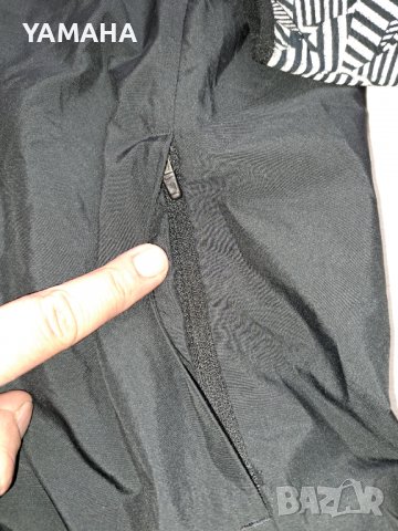 Nike  Дамска ветровка  M, снимка 5 - Спортни екипи - 39739248