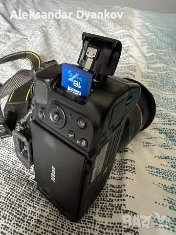 Фотоапарат Nikon D5100, снимка 5 - Фотоапарати - 52051056