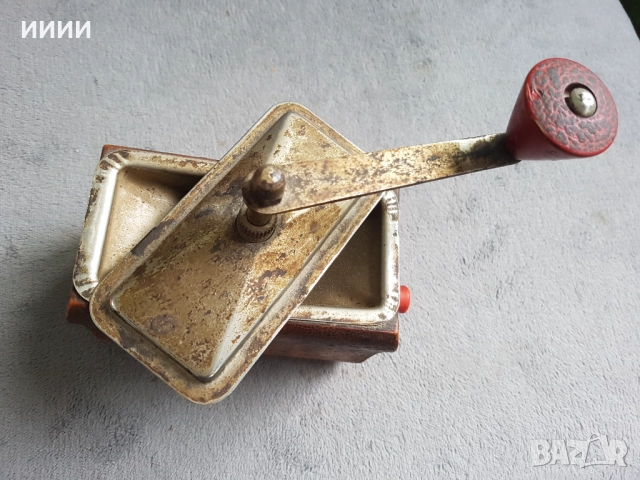 Мелница мелничка, снимка 2 - Антикварни и старинни предмети - 52287173