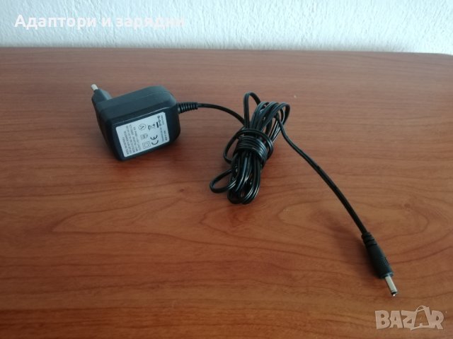 адаптор 3v 1A, снимка 1