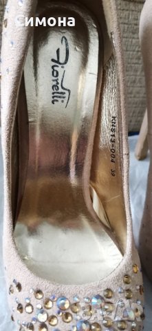 Обувки на висок ток, снимка 2 - Дамски обувки на ток - 40183912