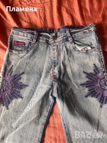 Дънки с бродерия за около 6-8 год дете , снимка 2 - Детски панталони и дънки - 51865203