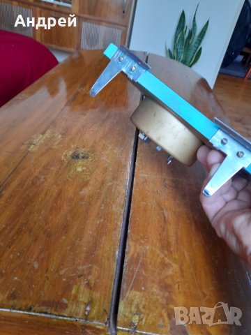 Стар настолен часовник будилник Diamond, снимка 6 - Други ценни предмети - 34197487