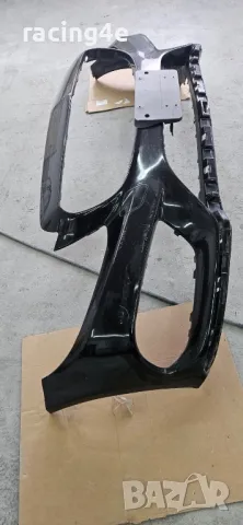 Предна броня оригинална за Mercedes C300 AMG 2018, снимка 6 - Части - 49995198