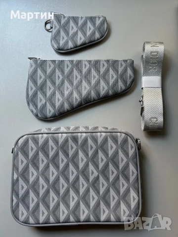 Чанта Dior, снимка 2 - Чанти - 51693437