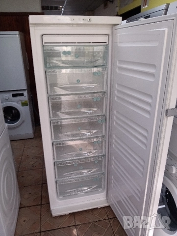 Вертикален фризер със 7 чекмеджета Миеле Miele Made in Germany 2 години Гаранция!, снимка 2 - Фризери - 52313587