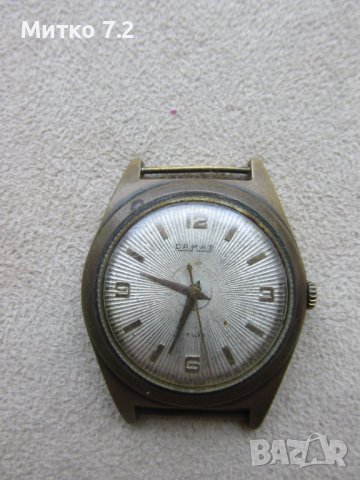 Стар часовник DAMAS, снимка 5 - Антикварни и старинни предмети - 41633376