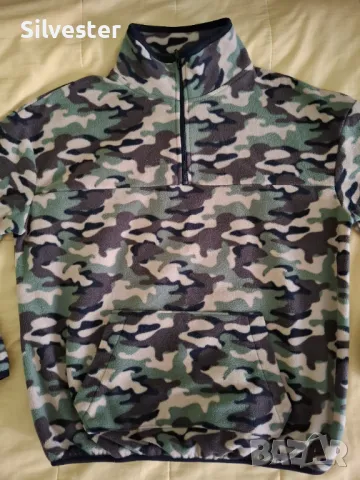 Детска комуфлажна горица за дете на 10-13г. Чисто нова! Мека материя. , снимка 2 - Детски анцузи и суичери - 47565224