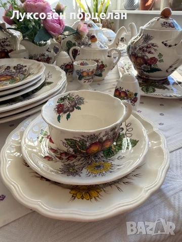 Английски порцеланов сервиз Spode “Reynolds” –  60 части, снимка 9 - Сервизи - 53781931