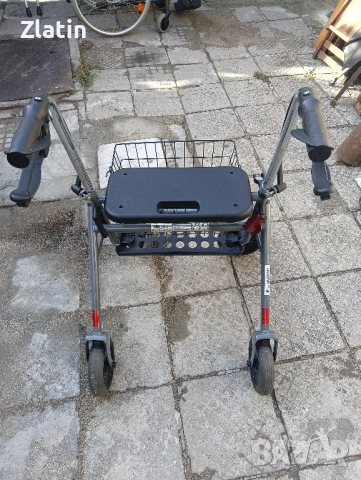 Ролатор за възрастни 130кг, снимка 3 - Ролатори - 51983320