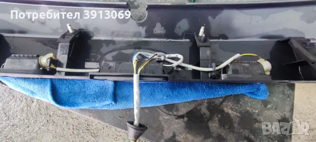 Продавам оригинална лайсна за осветяване на заден номер за Форд фиеста след 2009 г , снимка 4 - Части - 49739394