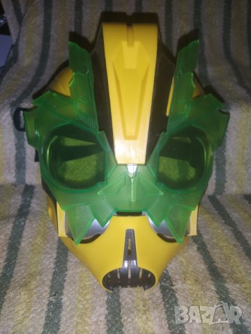 Оригинална Hasbro Bumblebee battle mask helmet 2012, снимка 1 - Колекции - 39031468