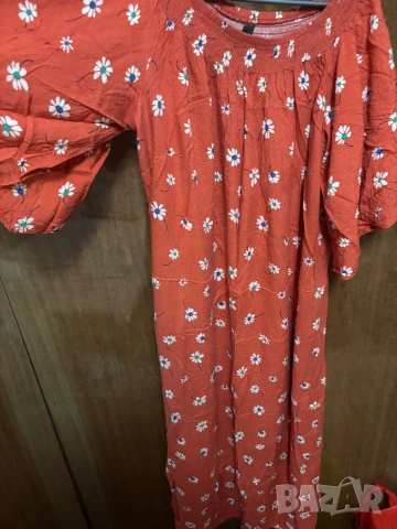 Дамска Рокля с ръкав 