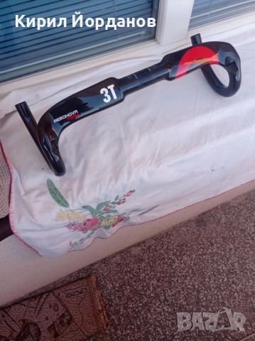 Шосейно карбоново кормило, снимка 5 - Части за велосипеди - 51594706