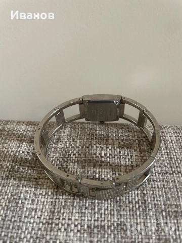 Дамски ръчен часовник “Avon” с нова батерия, снимка 3 - Дамски - 51943569