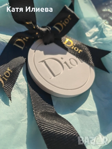 Ароматизатор за кола Dior, подходящ за подарък за нова кола., снимка 3 - Аксесоари и консумативи - 52169480