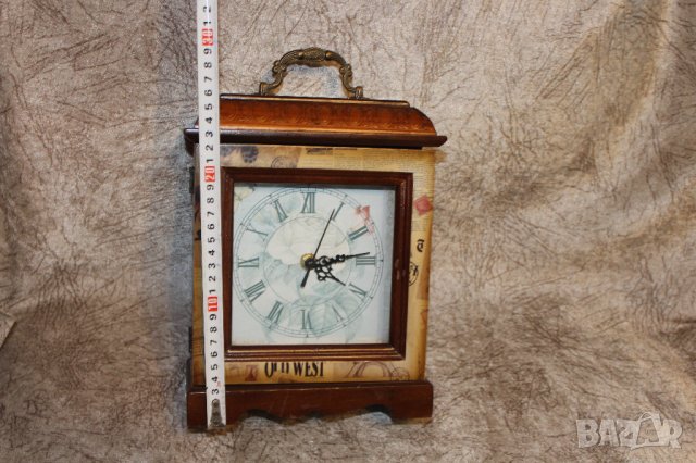 Настолен ретро кварцов часовник, снимка 3 - Стенни часовници - 41680373