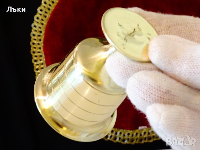 Масивна бронзова чаша на столче 140 гр., снимка 3 - Антикварни и старинни предмети - 41634393