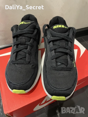 Маратонки Nike UPLIFT SC (GS) - размер 35,5