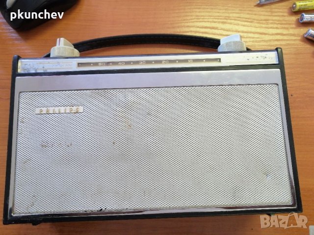 Ретро радиоприемник PHILIPS FM/MW/LW/SW, снимка 2 - Радиокасетофони, транзистори - 35860993